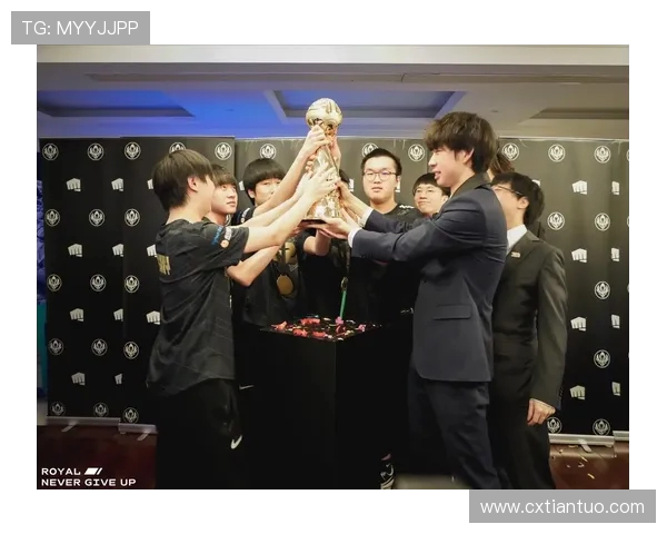 RNG在世界冠军杯积分榜中以77分稳居第一位置引发关注