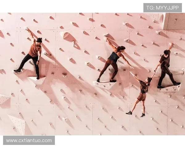 杭州极限运动队在世界攀岩锦标赛中的默契配合与精彩表现分析