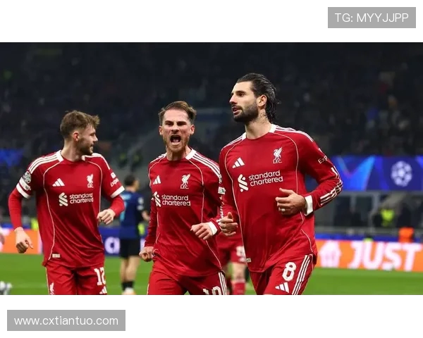 中日球迷热议利物浦对战利物浦的精彩对决与战术分析